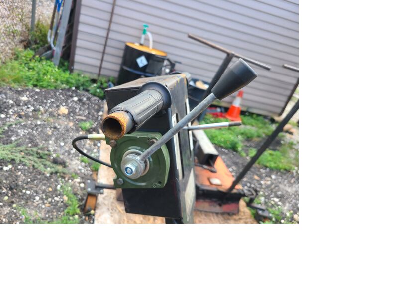 File:Roller throttle lever.jpg