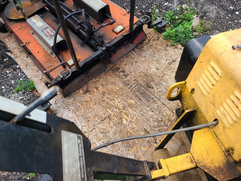 File:Fwd &rev lever with cable into the roller 2.jpg